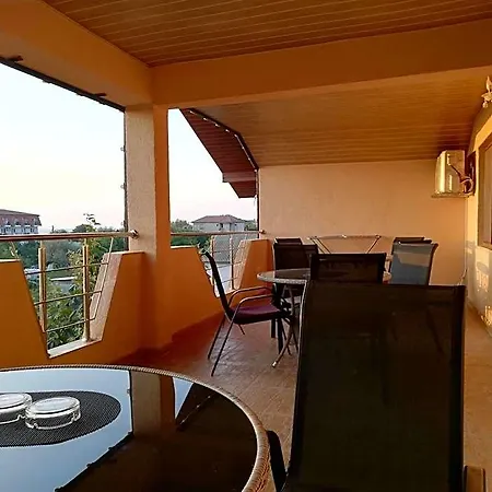 Casa Evelin 2mai Hotel